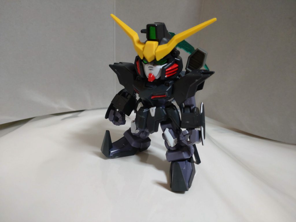 通常形態 武装はビームサイズのみだが身軽な為好んで使用する形態