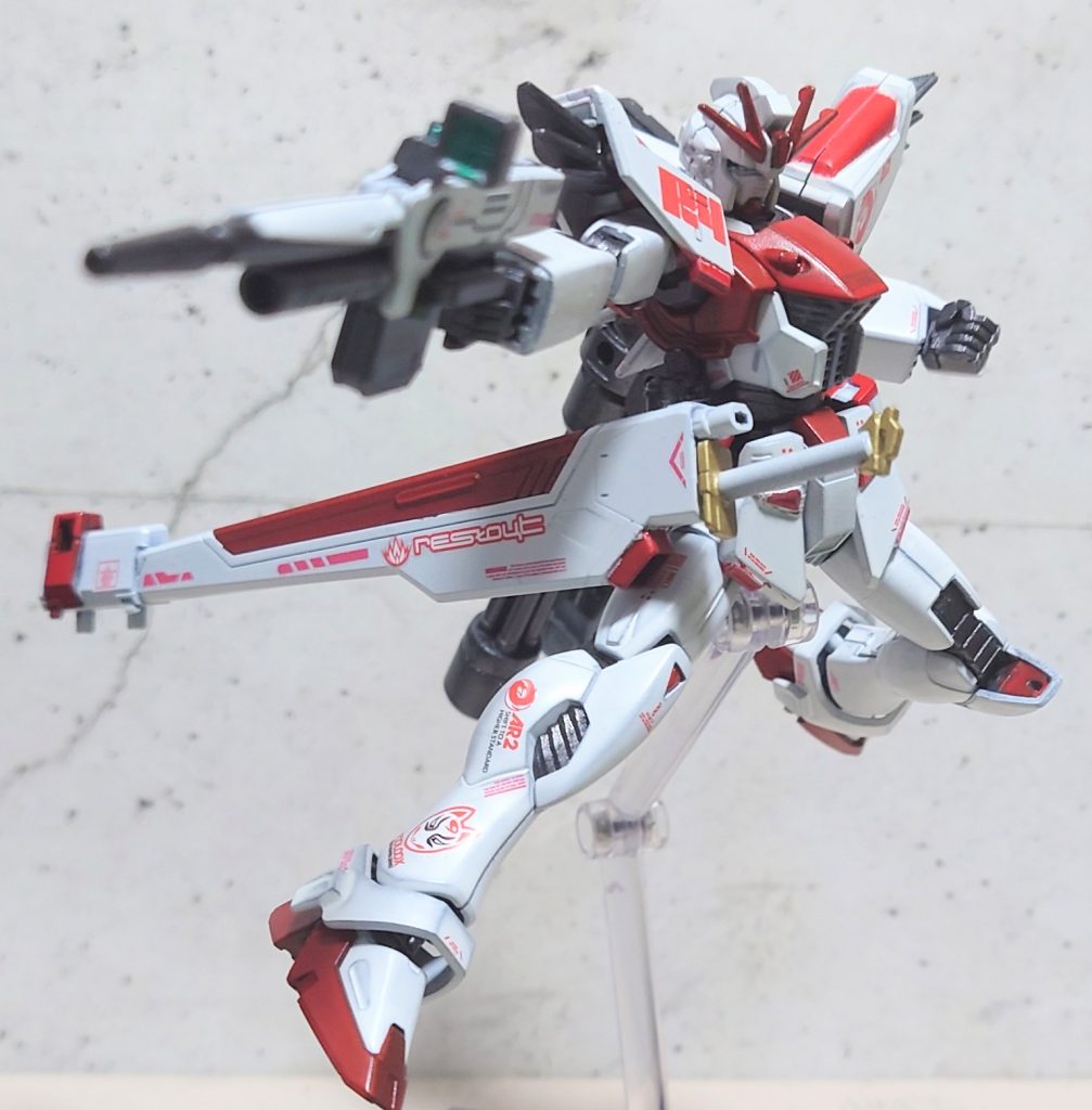 という事で、2月も下旬にして今年初めての久しぶりの投稿です。最近は美プラの積みの消化に忙しくてあまりガンプラに触れられていなかったので、大好きで作り慣れているHGのF91(5体目)をベースに改造しました!武装はプレバンの白いF91についてきたビームマシンガン、背部の実体剣とビームガトリングになってます。