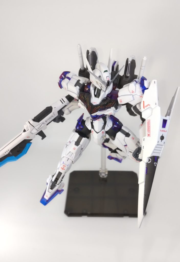 箱絵っぽくポージング