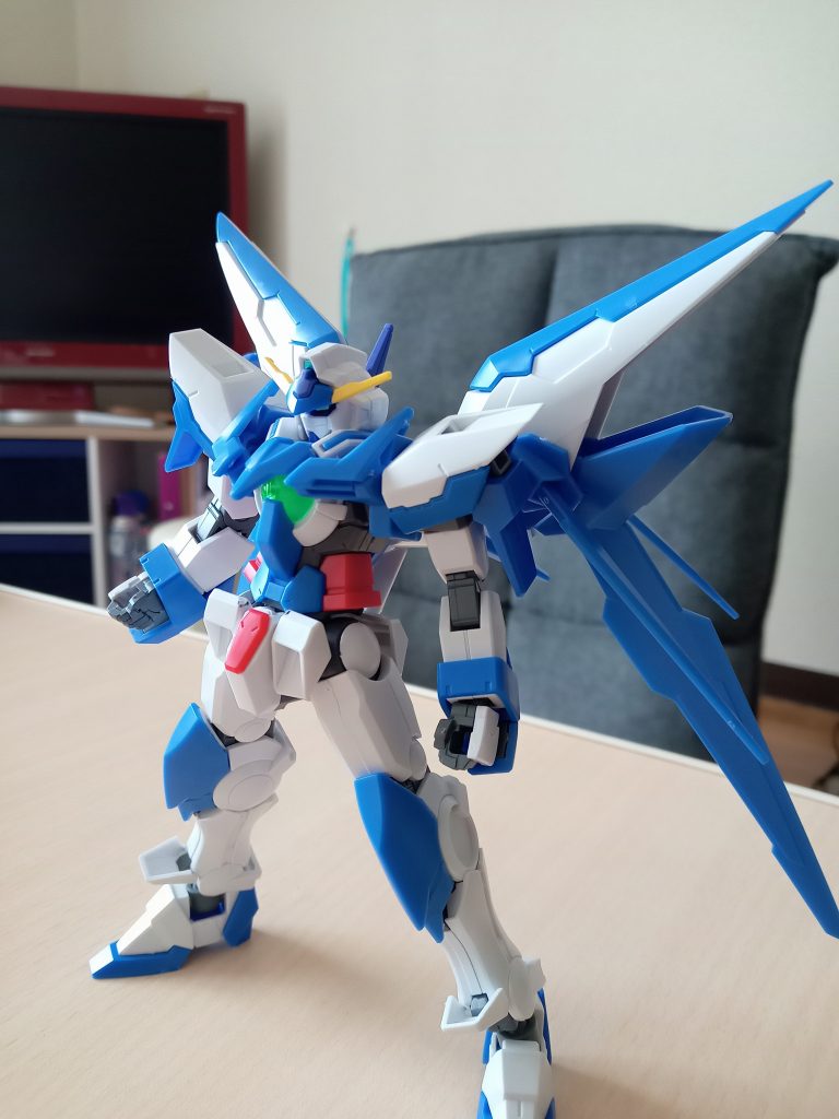 作った当初は、なんか太ましいなと思ってたんですが、赤色の部分を外したらいい感じになりました