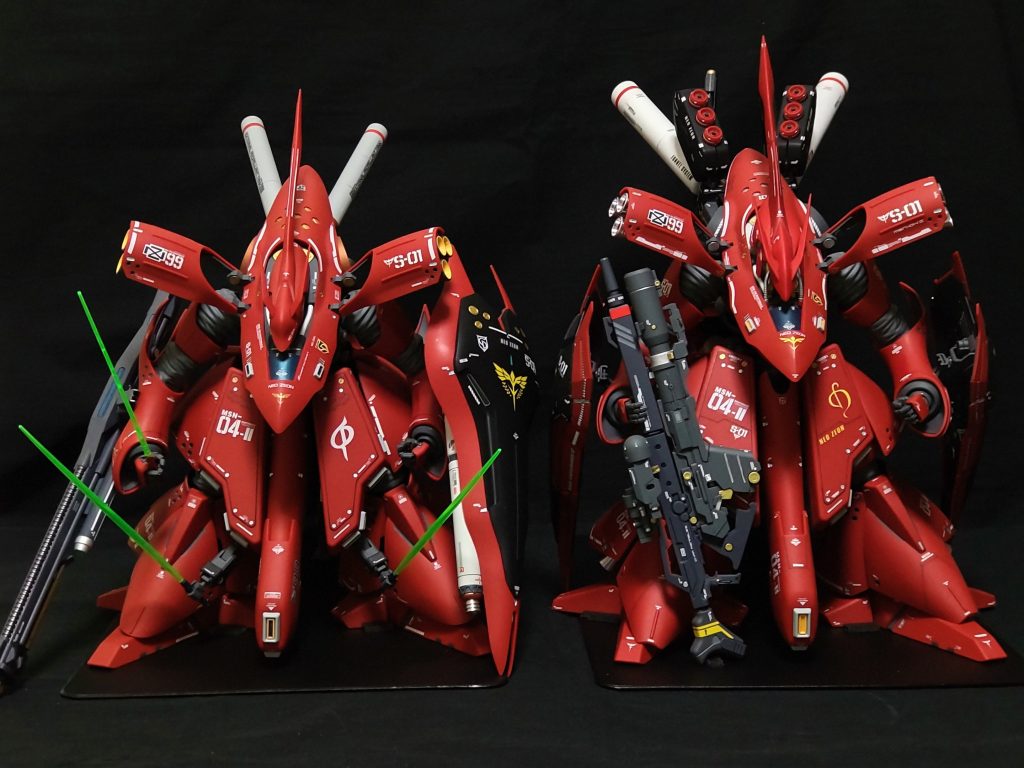 正面、HWSは、腰部に可動軸を付けているので身長が高くなってます、あと、頭部がマシンヘッドのモノに替わっています。