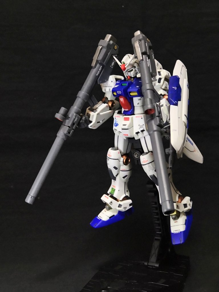 2丁バズーカ。ステイメンってゲームの影響でこのイメージが強いんですかね?