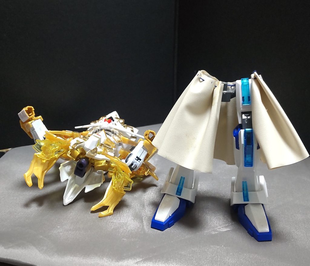 以前作っていた30MSシリーズのパーツを使わずに今回は腕と足はHGの余り物を使用しています。※エクストリームガンダムの足パーツに配管テープで作ったスカートを付けてます。