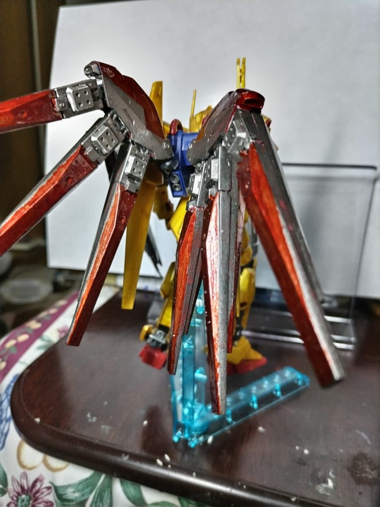 フィンファネルコンテナはボールジョイントで接続しています。