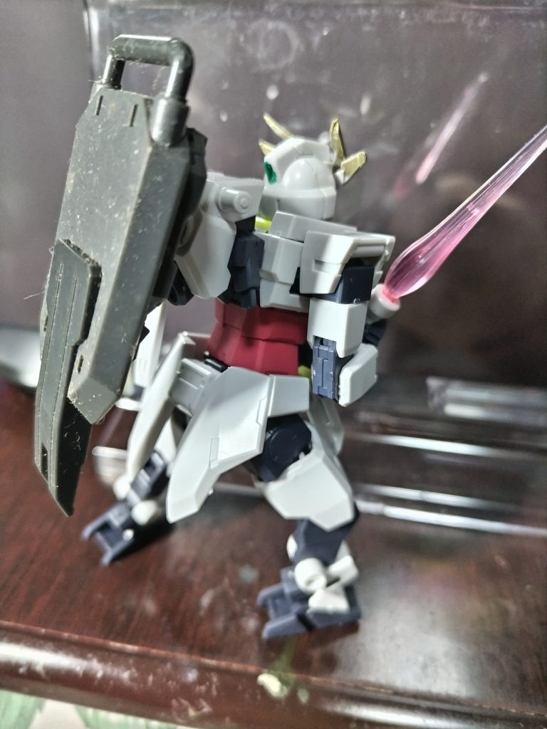 ジャンクパーツからシールドをチョイス