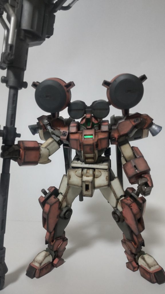 ツインレドームは30MMの改造パーツとコトブキヤさんのレドームで簡単クッキング。基本的には以前こしらえたチュチュデミと同じ作りになっております、せっかくなんで見比べて頂けるとありがたく。https://gumpla.jp/hg/1600166