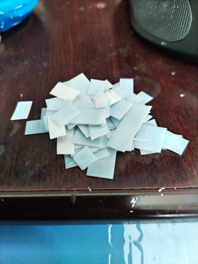 デカール貼った後の山。