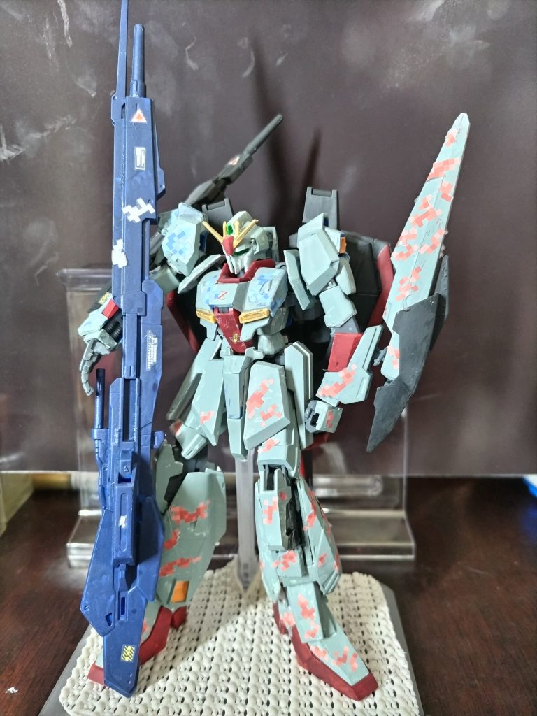 ゼータガンダム（ピクセル迷彩）–2枚目/制作者：うみ