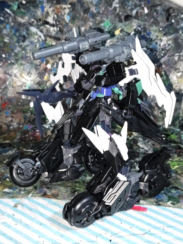 プルタインガンダムエヴァルツォーネ・チェイスモード