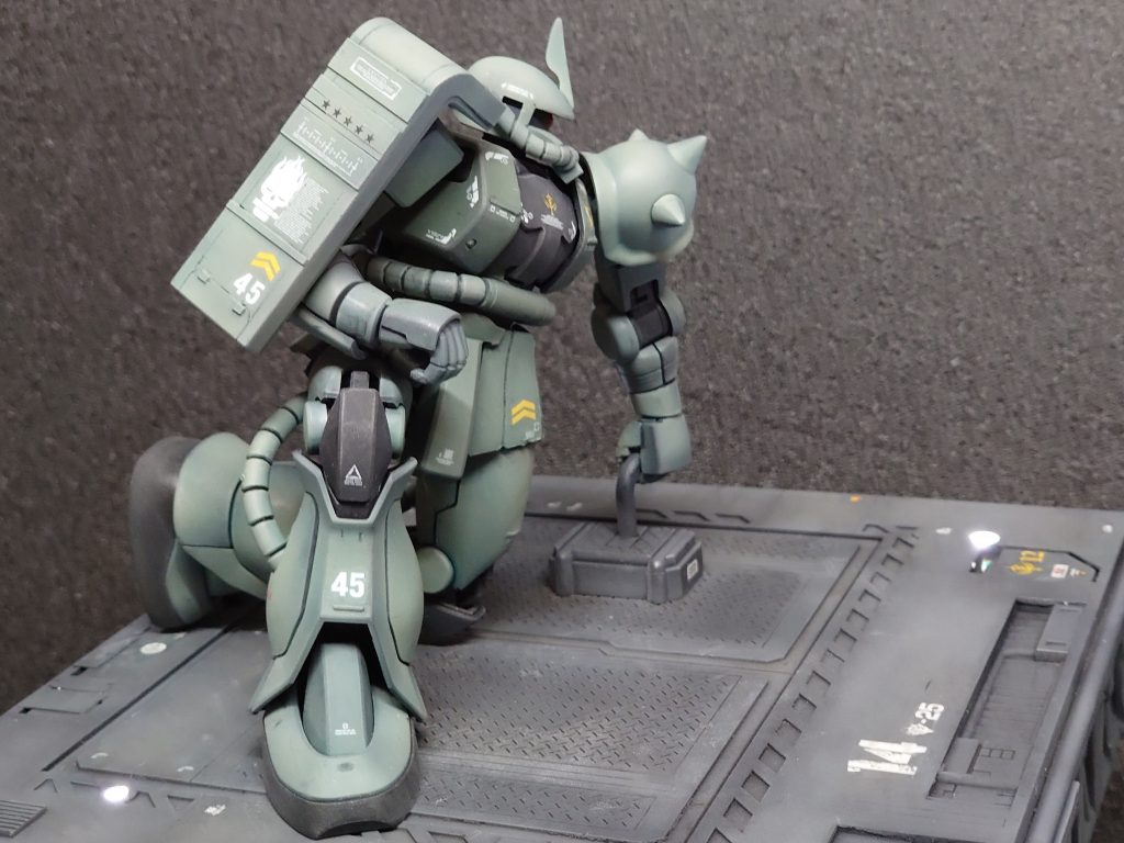 ウエザリングは控えめに宇宙汚れを