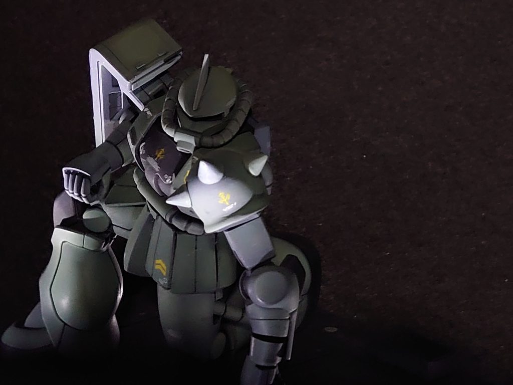 ヴィネット台にはLEDを仕込みました。