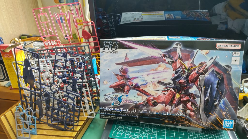 ボックスとランナー。ライフリよりパーツは少なくなっています。