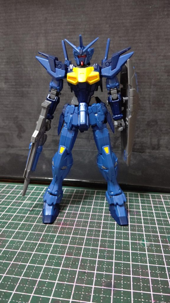 塗装前、これはこれでティターンズカラーでやってけそうですよね