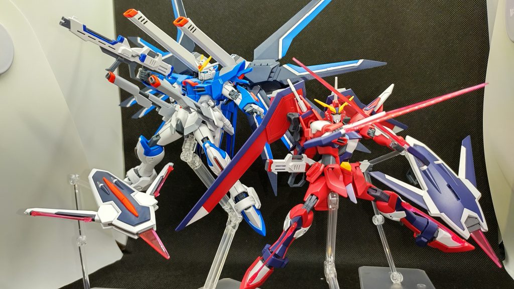 2機で武装全開、オトモシールドを添えて。こうしてみると、遠距離型のライフリに近接のイモジャでバランス取れてる、と言えるような。