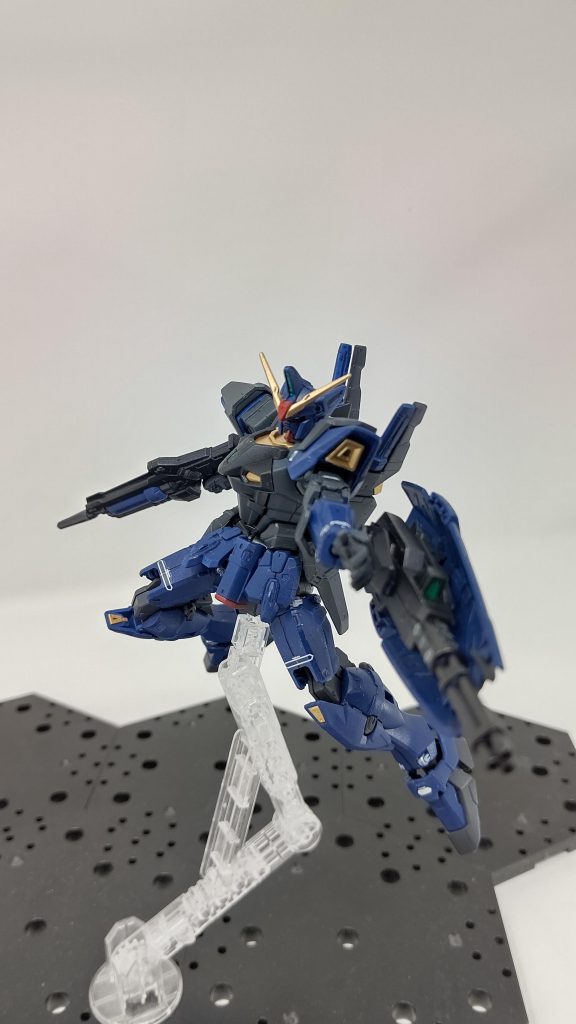 個人的にはこちらの方がしっくり来るので塗装して良かったなと思ってます♪