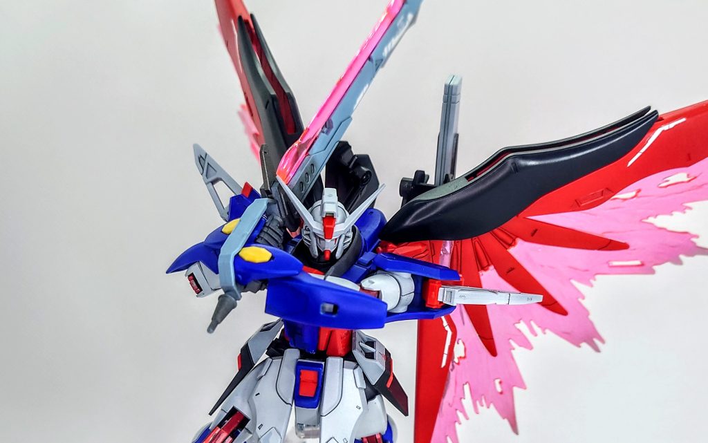可動範囲良好ですなぁこのキット。ちゃんと両手持ち出来るのはグッド。