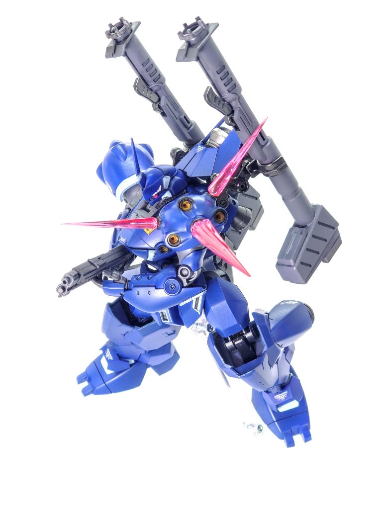 ビーム破砕杭 ワイズマンビームタックルです。エフェクト作ってないですけどビームシールドも展開可能という事にしましたあ、モノアイも地味に可動化してます