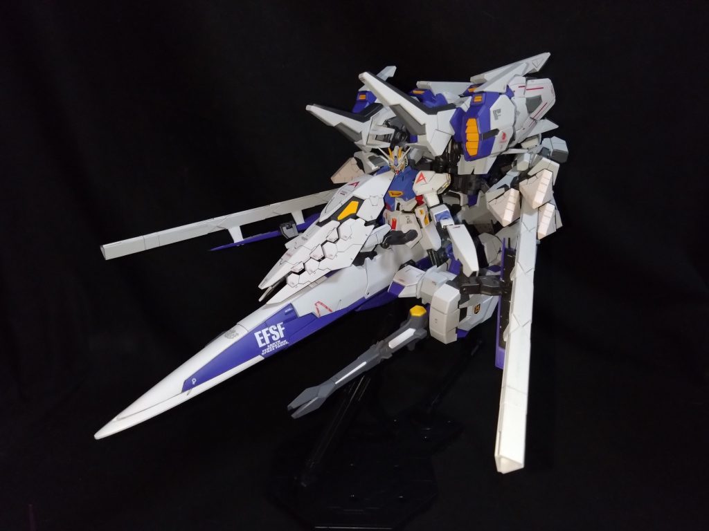 ニュー・メガライダー                   異世界の技術を取り入れたサポートメカ       スパロボのAMガンナーにナラティブAの長物を取り付けてます。                   ティポエンスのシールドをキャノピー?代わりに取り付けることで全面からの攻撃に対しての防御も上げてます