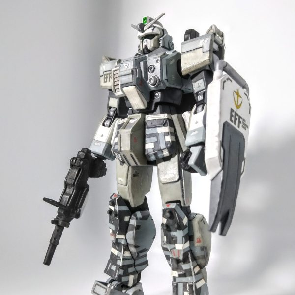 MG 陸戦型ガンダム　イベント限定　迷彩色コーティング　砂漠用B 未組立キット Amazon | 【C3PRE限定】 マイグレード MG 1/100 陸戦型ガンダム