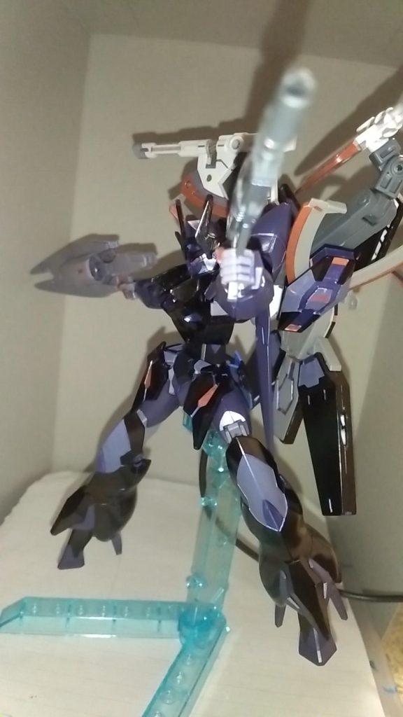 完全にドンパチ状態主武装はライフル二丁です