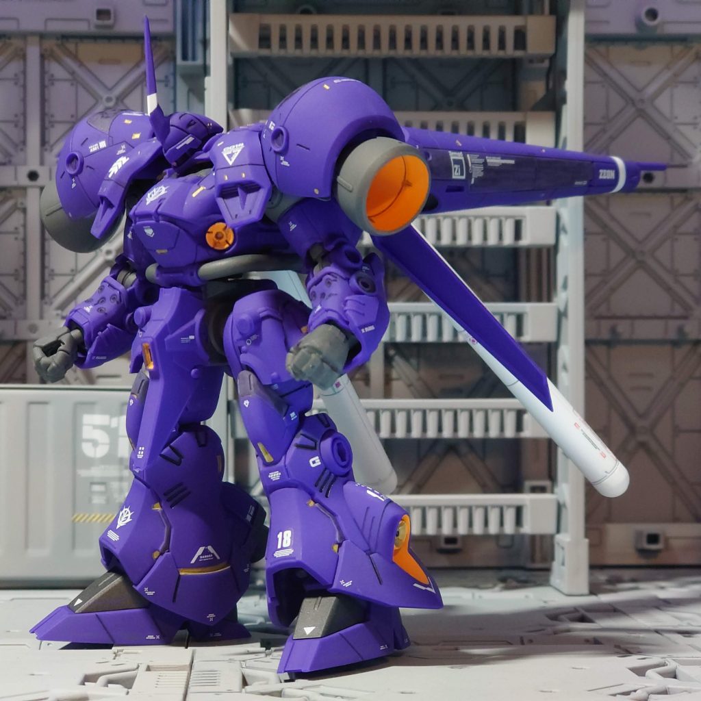 いつも通り、部分塗装・墨入れ・一部合わせ目消し・デカール・つや消しトップコート仕上げです。