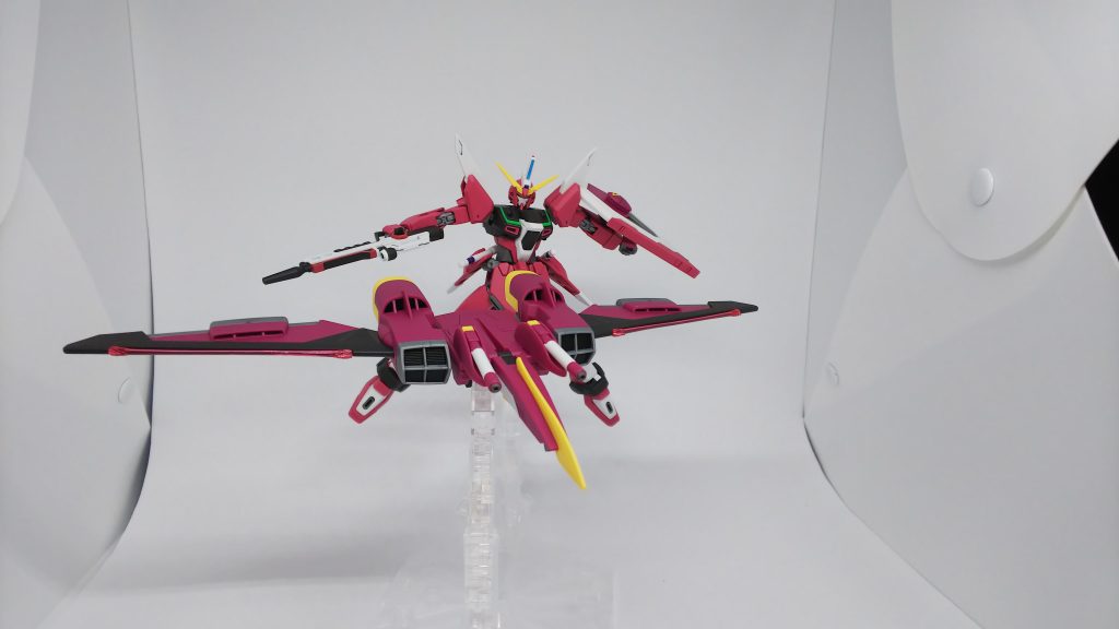 ファトゥムー01突撃。