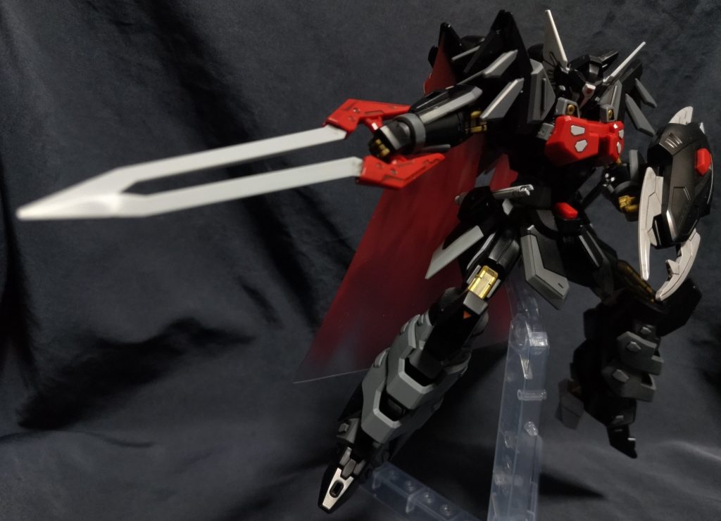 箱絵のポージングを真似てみましたが、上手くいかないですね。（笑）以上です、お目汚し失礼しました。