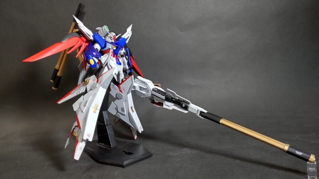 カッケェェェェェーーーーーーーーー!!!1!!!?え、待ってこれ本当に俺が組んだの!?え?幻じゃなくて!?もうね、西川兄貴とブレイ〇ーン鬼リピしながら組みました。脳内ずっとロボアニメのターン!嫁と娘は「ずっと作ってるね...」とかヒソヒソ話してましたけどいいんです。痔も痛むけどカッケェからいいんです。脳汁エグい。