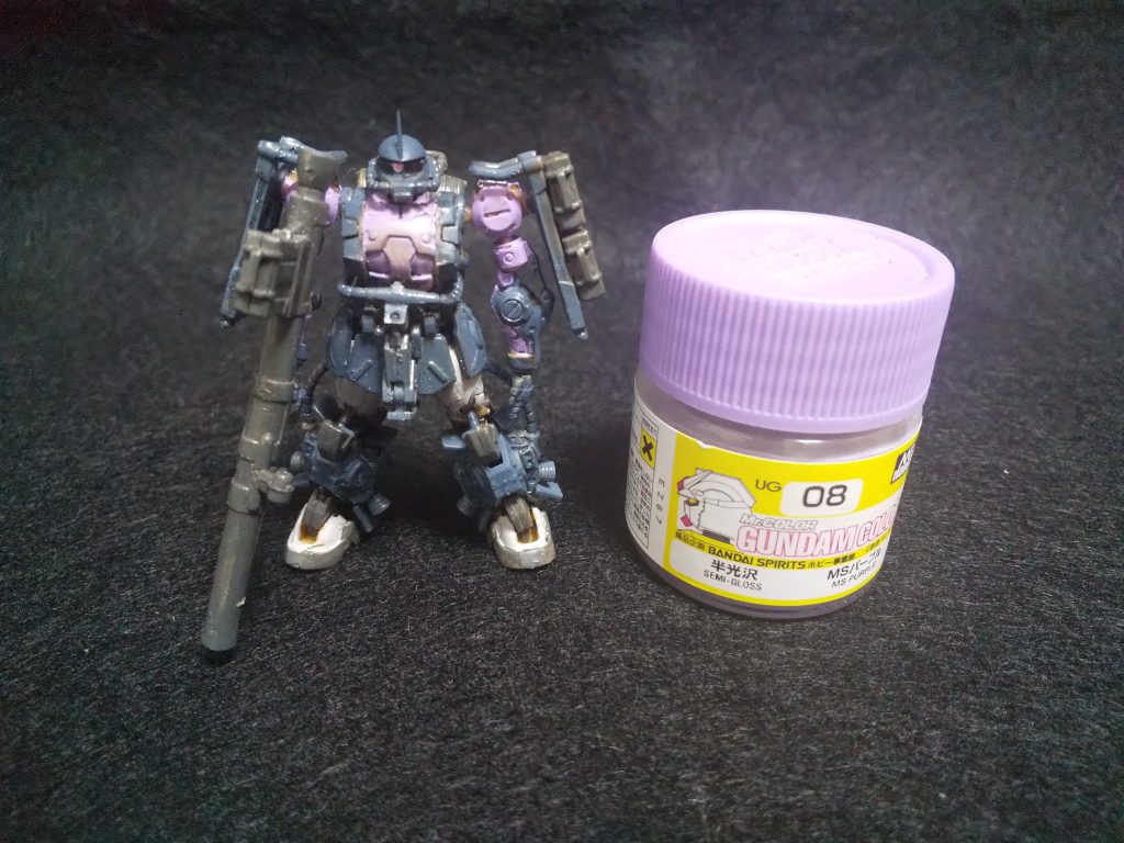 買う前は、まさかこんなに細かいとは思わず、製作中何箇所か折りました。