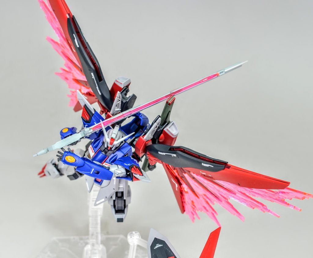 映画の吶喊するデスティニー風です。