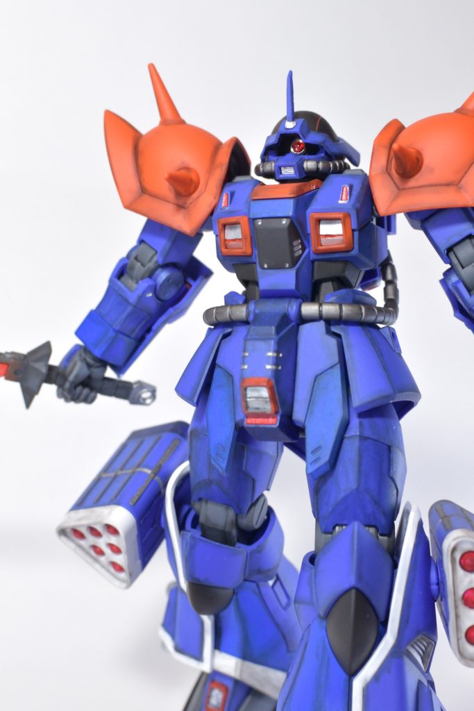 前から思ってたんですけど、グフを踏襲しているなかでこの胴体デザインはどっから来たんですかね。かっこいいからいいんですけどもそれでは、ここまでご覧いただいた皆様ありがとうございました。