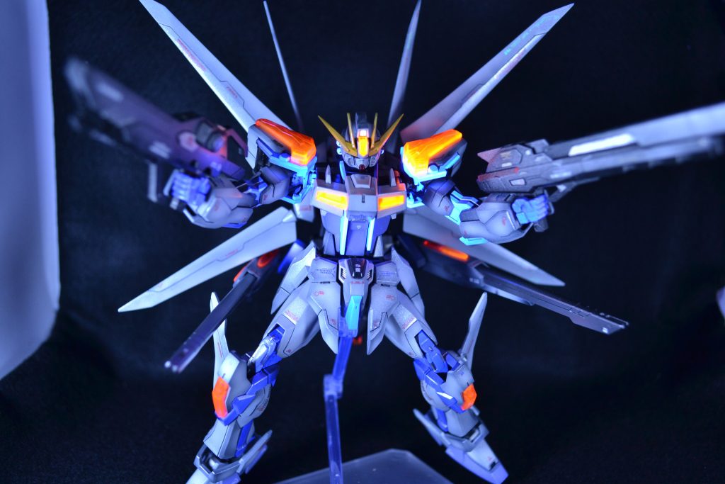 『EGシステム』『RGシステム』『スターシステム』を同時発動しての全弾発射!SEEDっぽさが出ますね^ ^