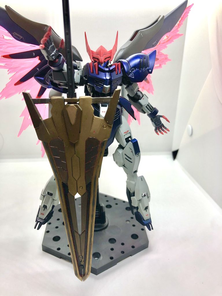 この形態では、龍狩りの剣槍を召喚し戦闘を行う。