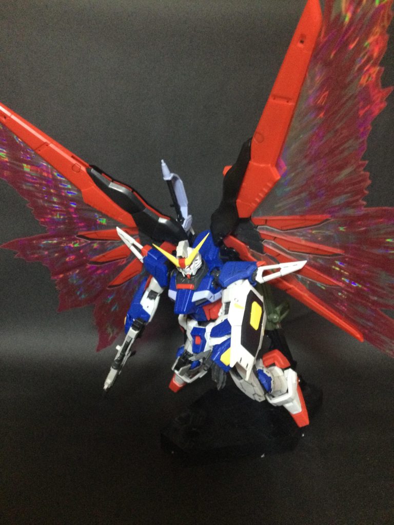 デスティニーと言えば光の翼ですね。