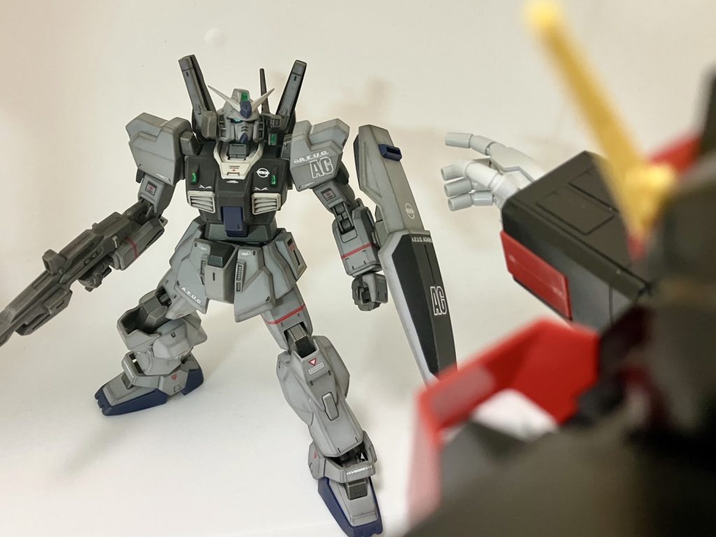 友情出演② 素組みのサイコガンダム（近々手をつける予定…）