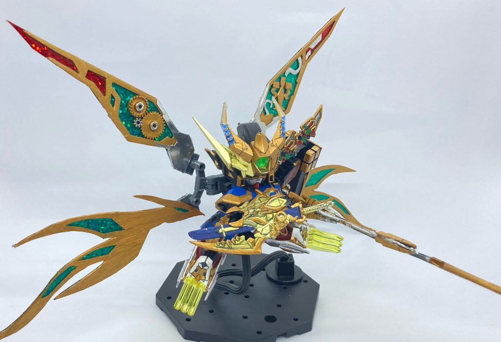 輝羅鋼翼と輝羅鋼大刀 機駆動白金爪の3武具を装着しはじめて最大限の輝羅鋼の力を発揮することができる