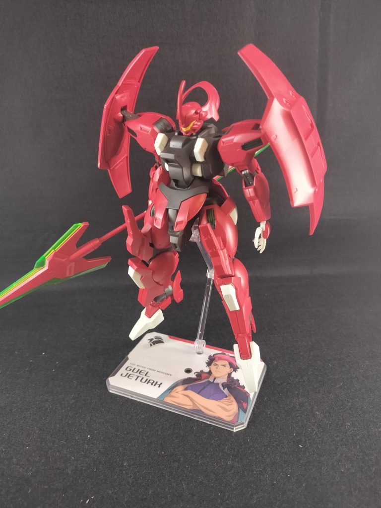 追記　水星の魔女アクションベースが入手できたので乗せてみました。コンパクトで良いです😁