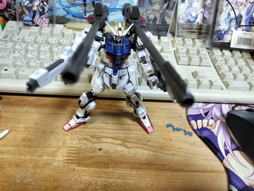 いろんなストライカーを装備