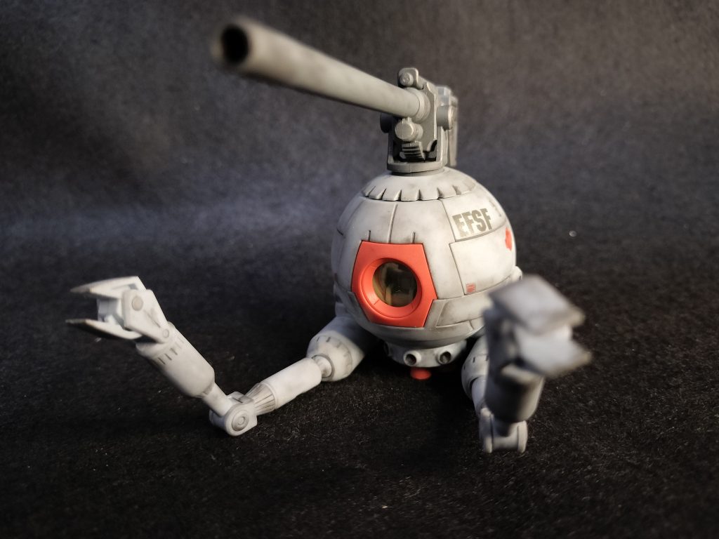 連邦軍MSその２、ボール。素組み、成形色生かして汚しただけ、出来良すぎてイジりようがないです。