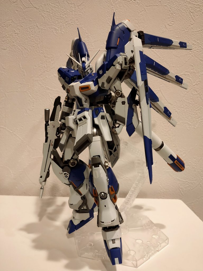 RG hi-νガンダム–2枚目/制作者：なるばり