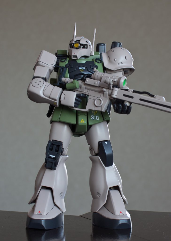 これはモノアイもスコープレンズもクリアパーツだったので本当に何も弄ってないです(笑)