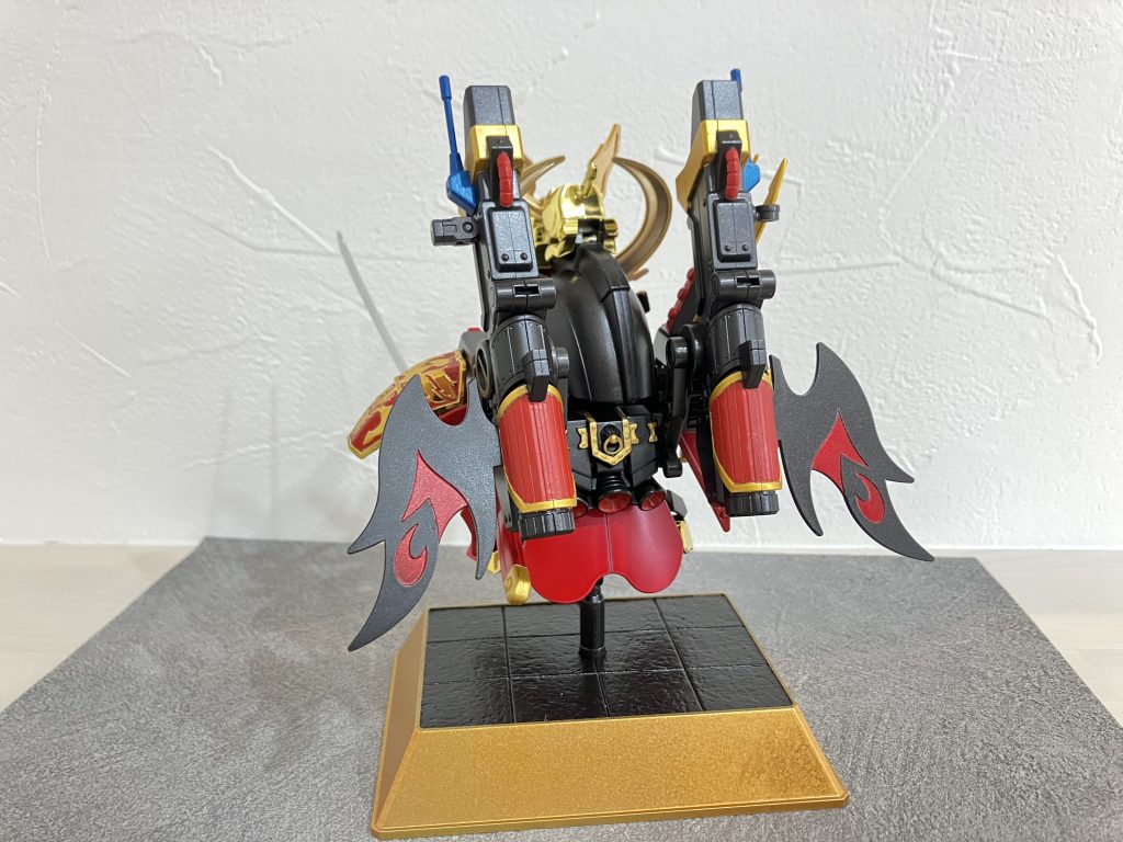 背面より。全塗装しております。