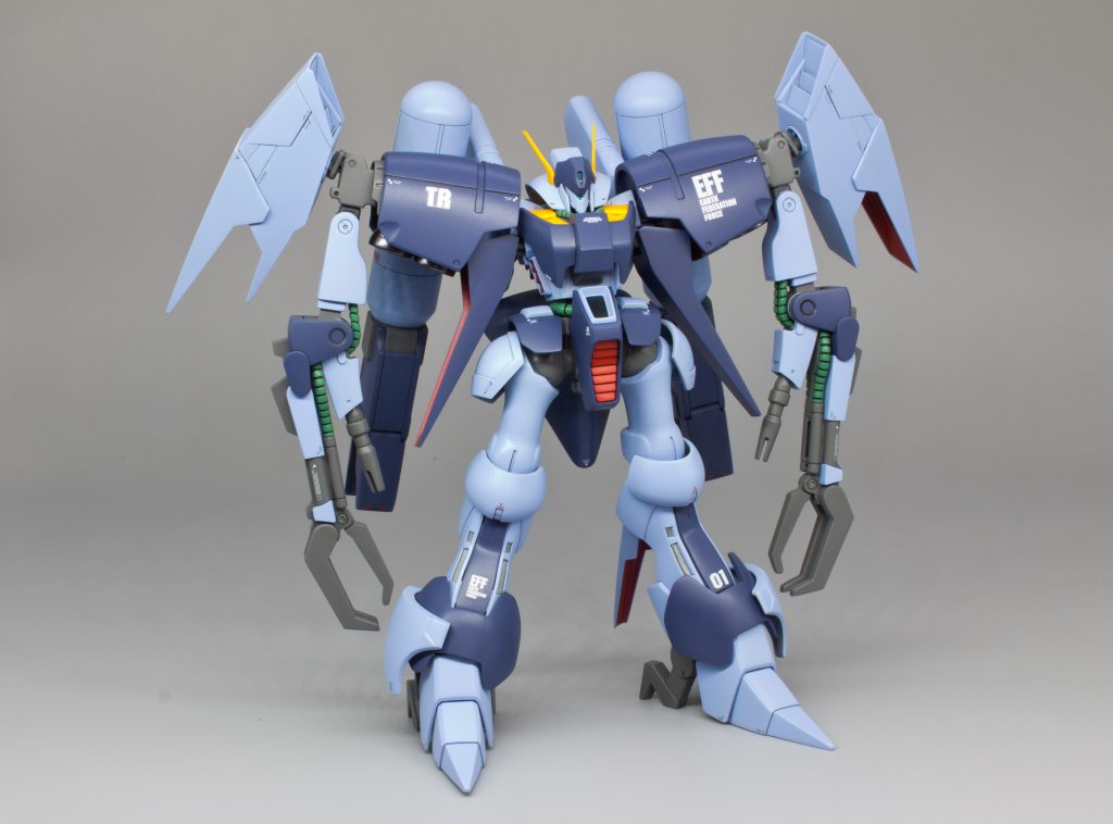 昔に比べてこういう特異な形状のMSを、可動を殺さず本当に雰囲気よくキット化するようになったとつくづく思います。