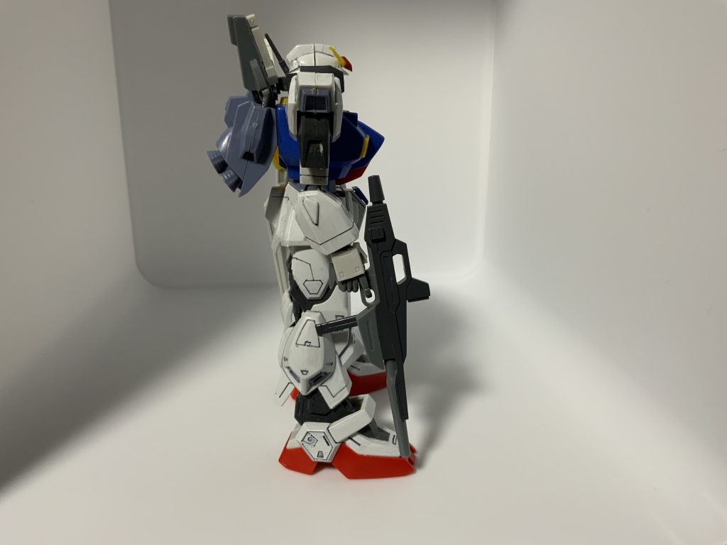 意外と脚の筋掘りのデザインは好みだったり・・・