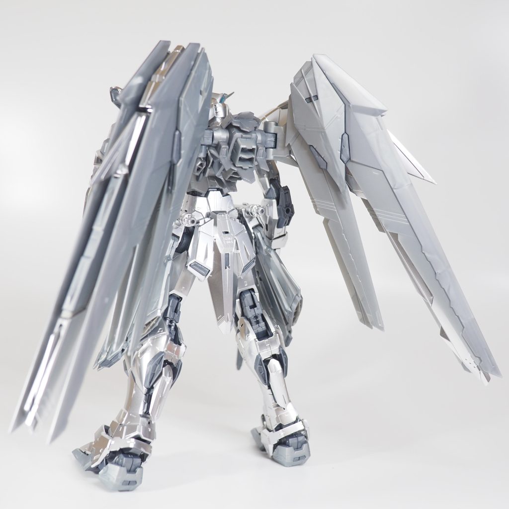 パチ組でゲート処理も目立つ箇所だけガンマカのシャインシルバーで誤魔化しました。