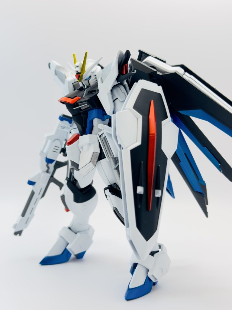 顔が1番イケメンですね、他のフリーダムシリーズに移植したいレベル