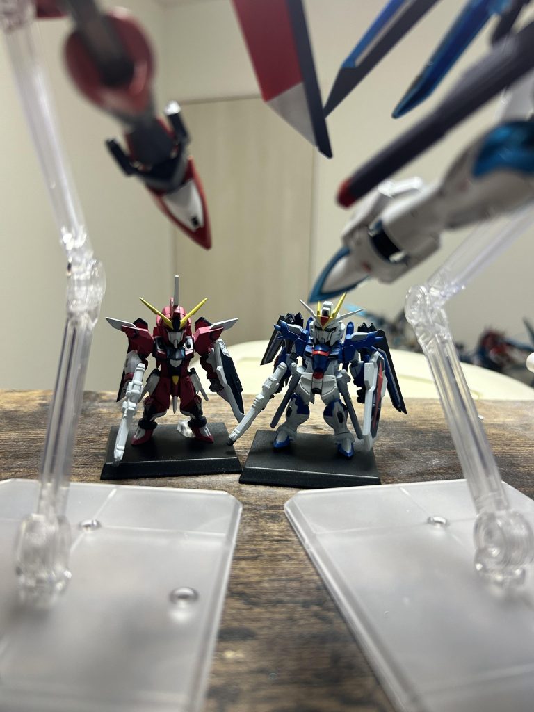 ちらちら見えてるちっちゃいやつ。