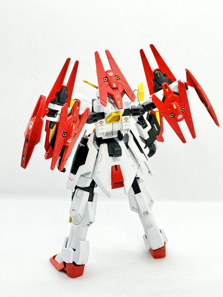 普通のMSとは少し違った雰囲気がある