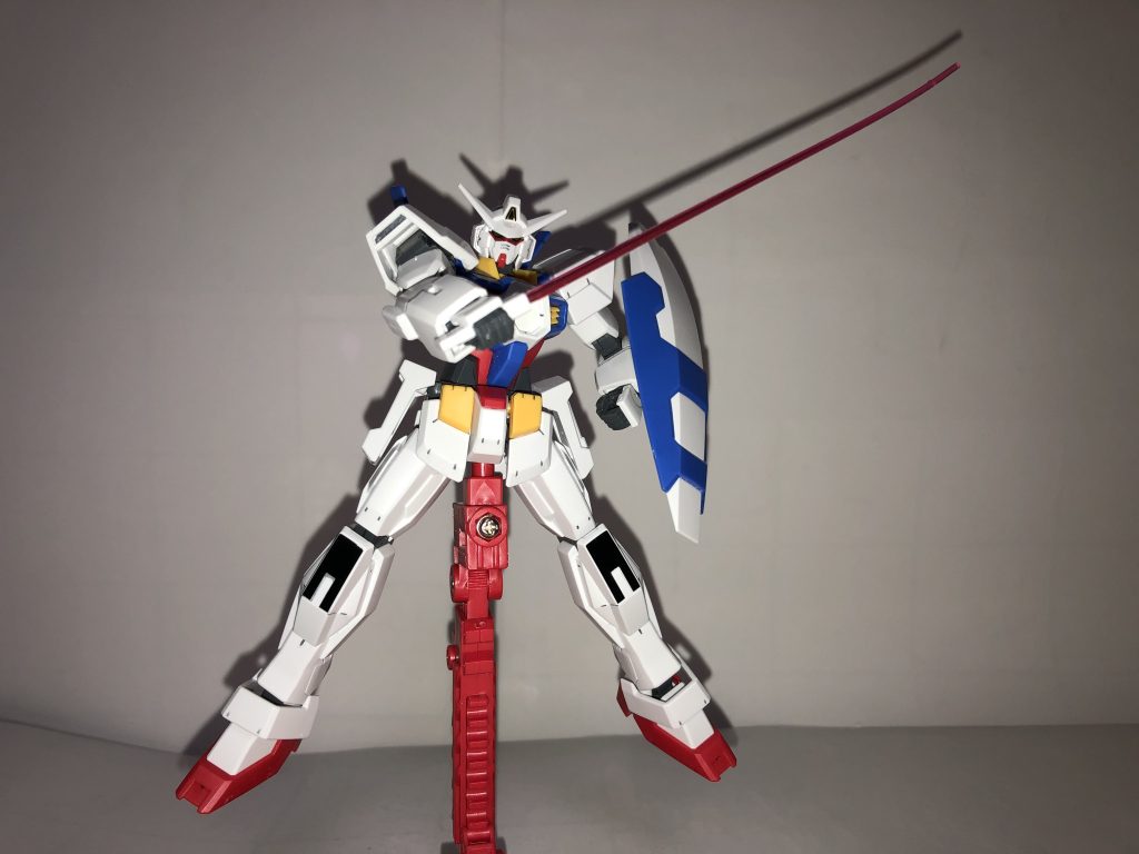 とは言えカメラアイの色と胸のAGEシステムシールがないのでノーマルのAGE－1は再現できない