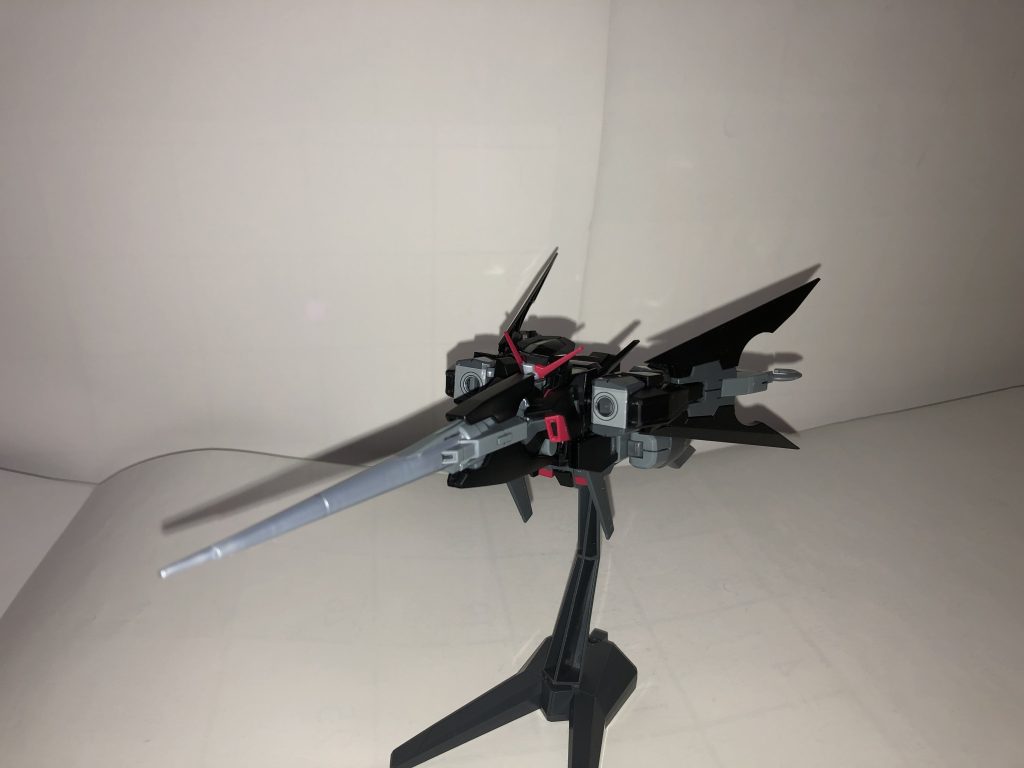 機首がドッズランサーだからてっきり必殺技として轟龍とエグゼブのアレみたいに突撃するのかと思っていた